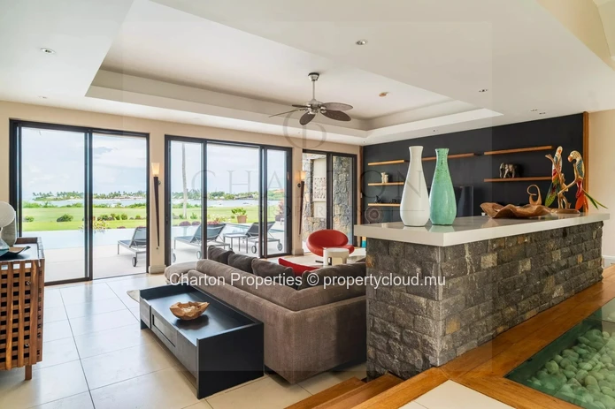 Villa 6 chambres d’exception avec vue panoramique sur le golf et le lagon