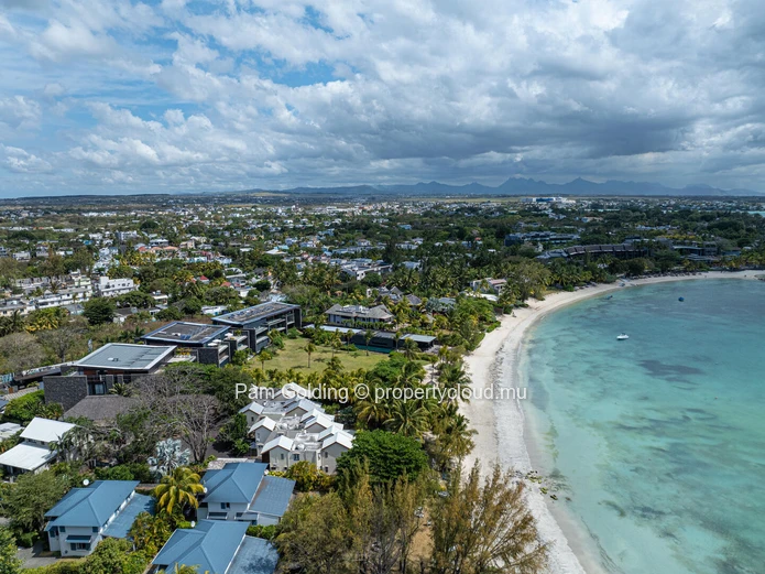 Appartement 3 chambres en bord de mer à vendre – Pereybère, Grand Baie