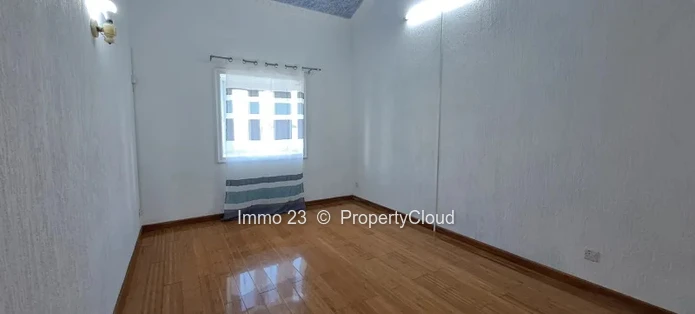 Penthouse - 5 chambres - Beau Bassin - Ref. PE81870VE