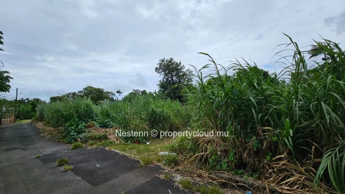 Residential lot of 95 perches – Quiet, spacious and ideally located
