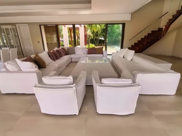 5 Bedroom Villa