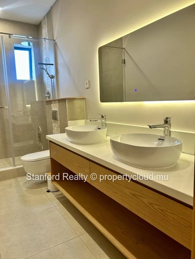 Stunning Apartment for Sale – 3 Bedrooms, Belle Vue Harel, North