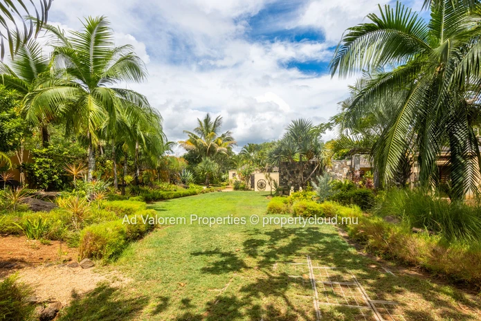 ? À Vendre – Villa D’Exception À Tamarina ?