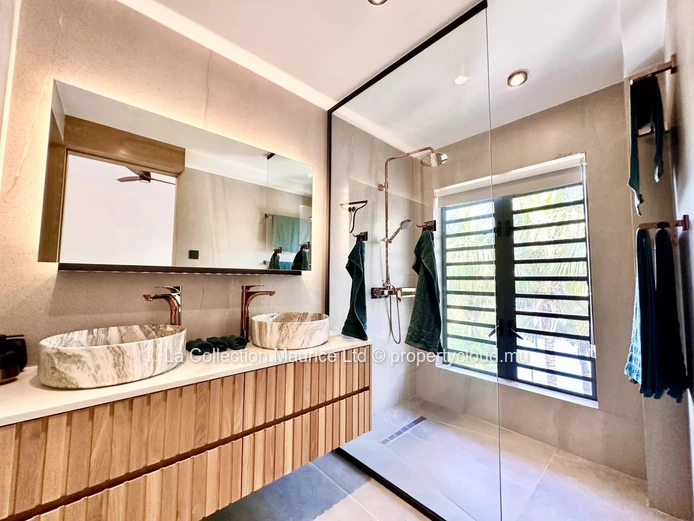 Duplex I Rivière Noire I Élégance contemporaine