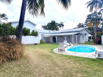 5 Bedroom Townhouse, Duplex