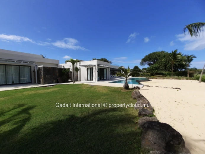 Villa de Luxe à Anahita : Location avec Vue Imprenable sur le Golf