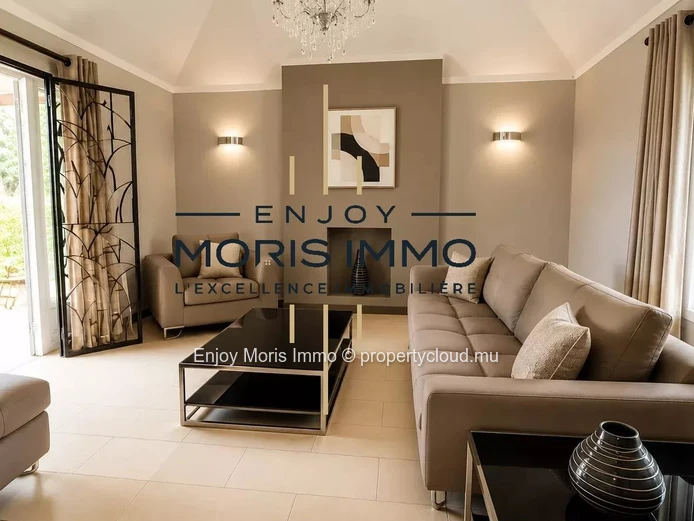 Spacious Furnished Villa with Pool – For sale at Cap Malheureux