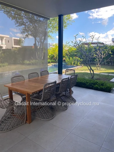 Villa contemporaine 4 suites avec piscine privée et vue mer – Domaine Akasha, Tamarin