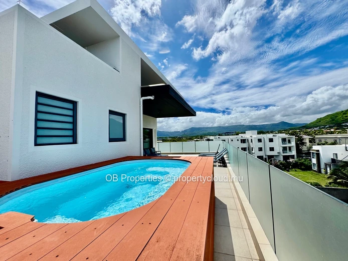 Penthouse de Prestige avec Vue Mer à Tamarin