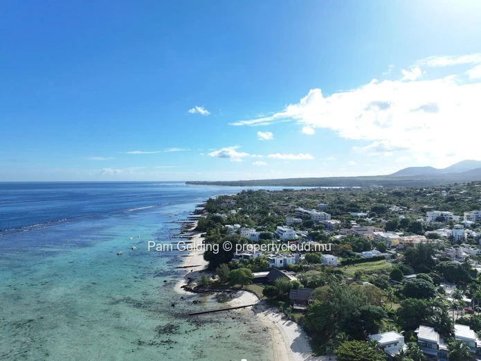 Appartement de 3 Chambres en Bord de Mer avec Piscine Privée à Vendre à l’Île Maurice