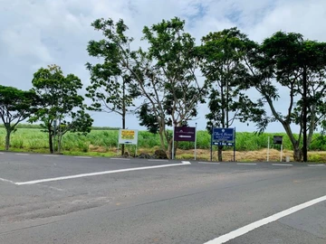 Plot of 944 Toises situated in Balaclava!