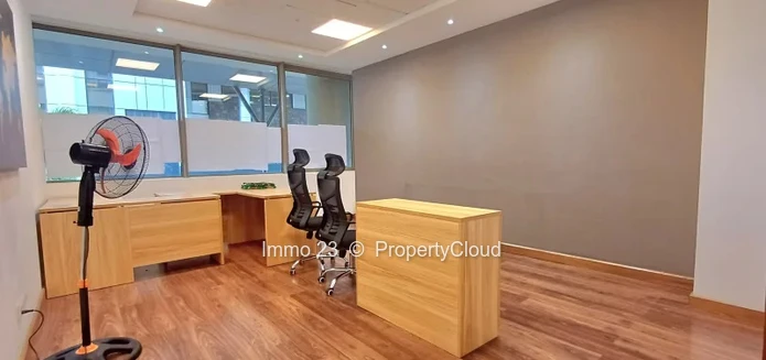 Office - 240ft2 - Eb00e8ne - Ref. BU98382LO