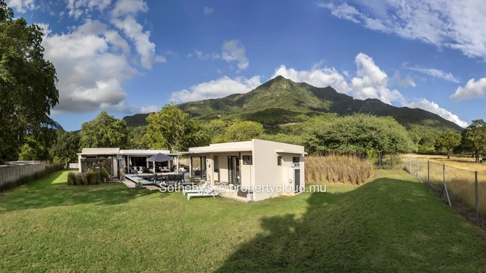 Mountain Deck