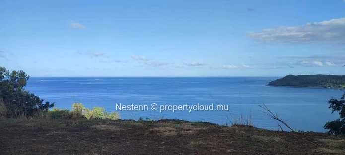 Terrain de 5 arpents en toute propriété 