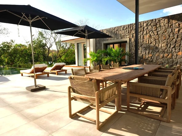 5 Bedroom Villa