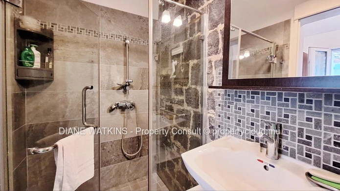 Prestigious Creole Residence for Sale in Port-Louis