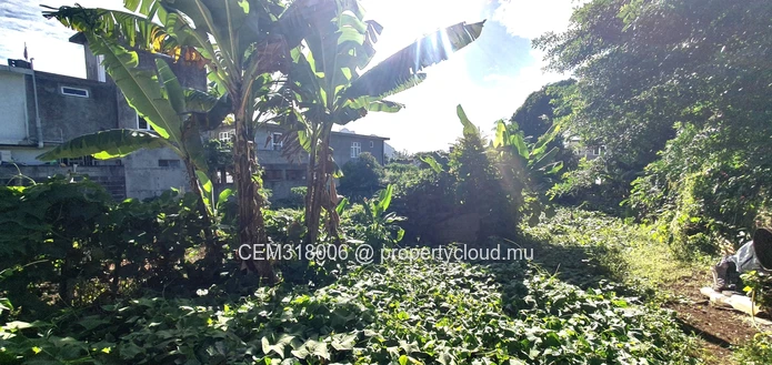 7.76 Perches Residential Land for Sale – Candos 