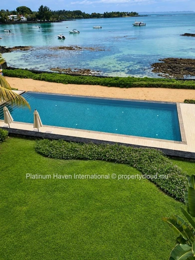 A Trophy Beachfront Penthouse In Péreybère ?