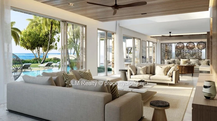 Exclusive beachfront villa for sale in a 5* resort in Poste de Flacq on the east coast of Mauritius