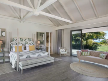 6 Bedroom Villa
