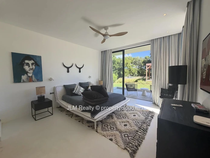 À Vendre : Villa Contemporaine de Prestige de 5 Chambres à Tamarin, Île Maurice
