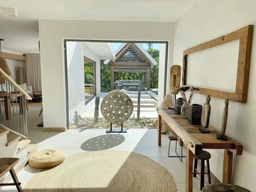 4 Bedroom Villa