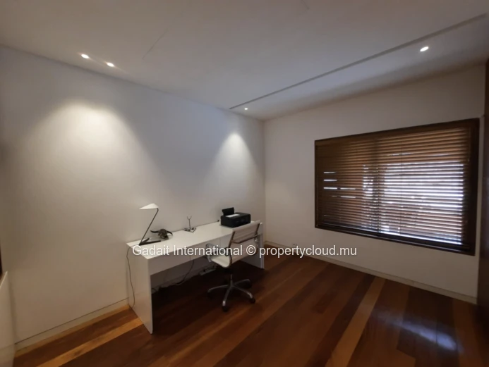 Luxury Rental at Anahita: Magnificent 5-Suite Villa, Private Pool & Golf View