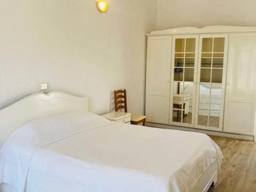 4 Bedroom Apartment