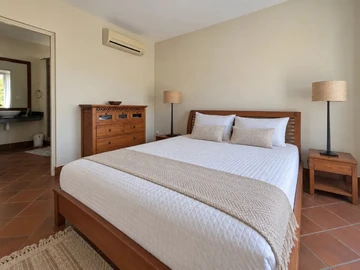 2 Bedroom Townhouse, Duplex