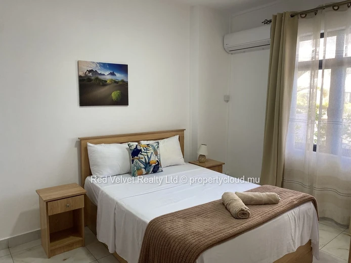 2-Bedroom Ground Floor Apartment for Rent – Flic en Flac | Garden | Rs 43,000