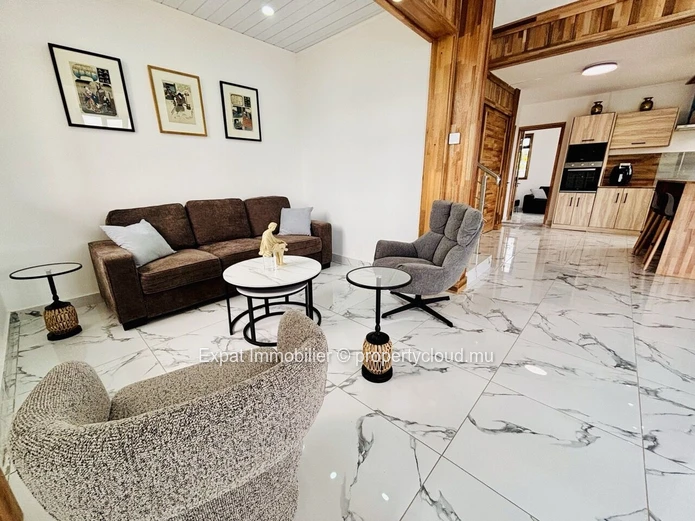 2/3-Bedroom Villa With Pool, Pets Welcome – Pereybere
