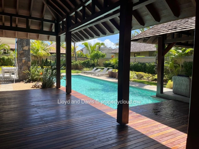4-Bedroom Villa with Private Pool at Mythic Resort