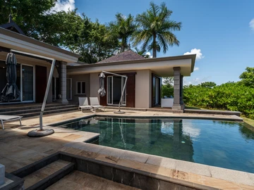5 Bedroom Villa