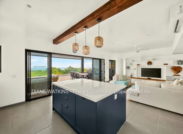 Penthouse de luxe avec piscine privée à vendre à Poudre d'Or