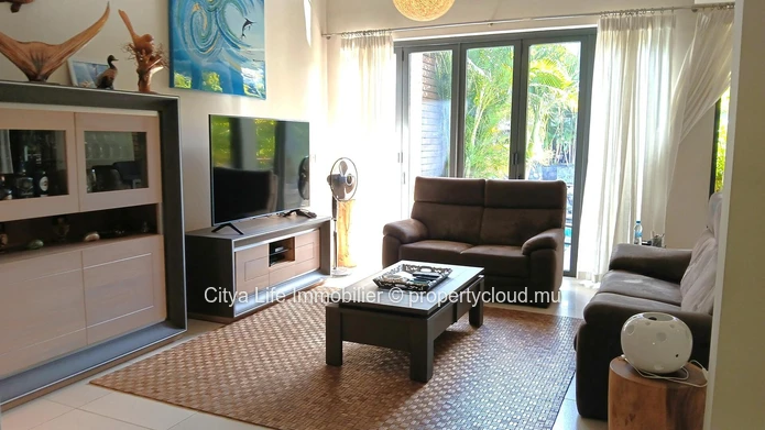 Experience luxury waterfront living with this exquisite 3-bedroom duplex for sale.
