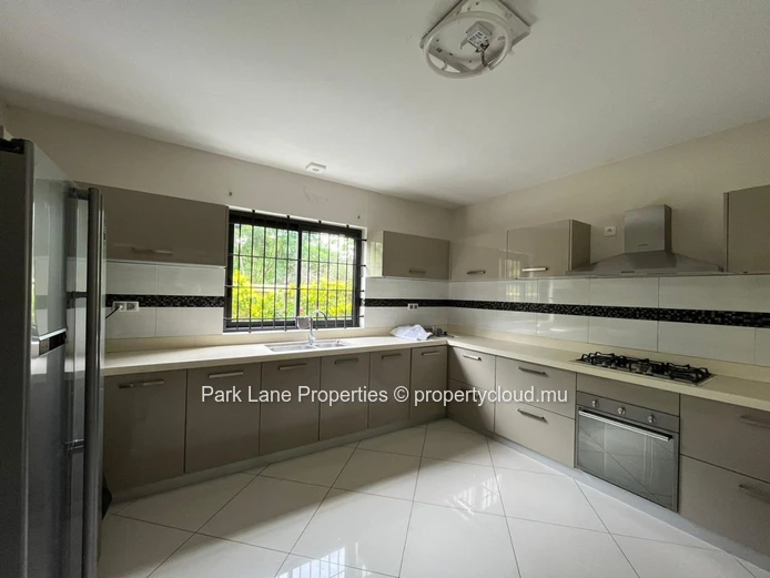 Well maintained luxurious home with fantastic pool