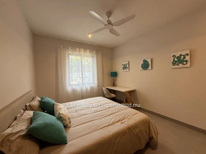 À vendre : Appartement contemporain en rez-de-chaussée à Trou aux Biches, Île Maurice