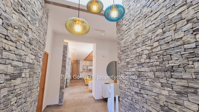 Villa de 4 Chambres – Pereybere