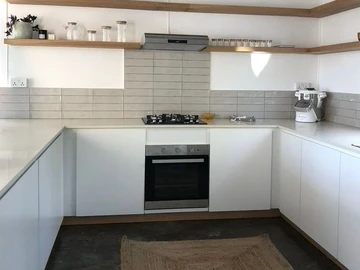 9 Bedroom Apartment