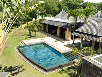 5 Bedroom Villa
