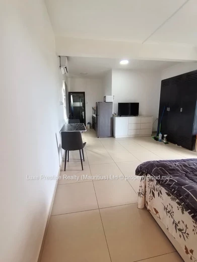 Studio meublé à Grand Baie – À pied de Super U | Toutes charges incluses