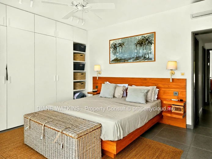Penthouse de luxe avec piscine privée à vendre à Poudre d'Or