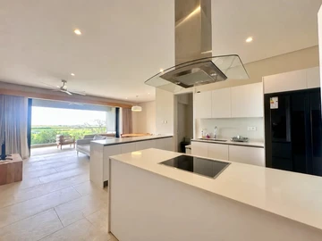 4 Bedroom Apartment