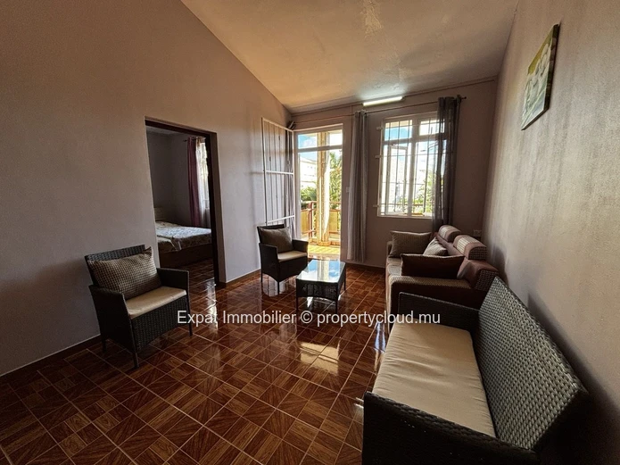4-Bedroom House With Rooftop Near The Beach – Pereybere