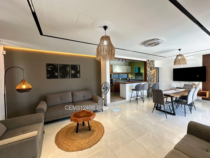 Exceptional Contemporary  4-bedroom Villa for sale in Grand-Baie — Vingt-Pieds