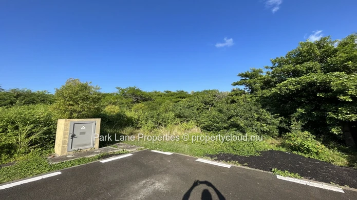 Terrains à vendre en propriété sécurisée