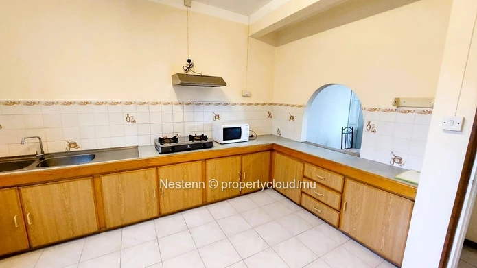 Spacieux appartement traditionnel avec 2 chambres
