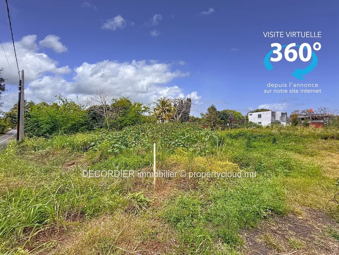 Residential plot for sale in The Vale – A Unique Opportunity!
