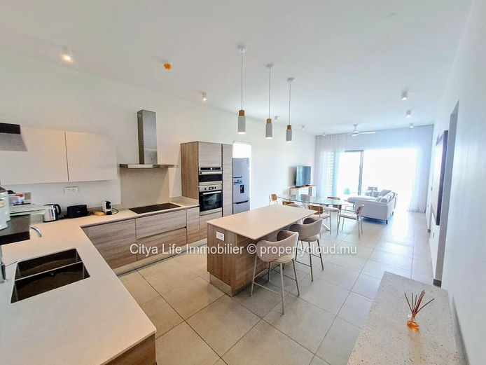 Appartement meublé 3 chambres avec piscine à louer à Péreybère
