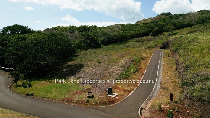 Heritage Villas Valriche – The Art of Tropical Living